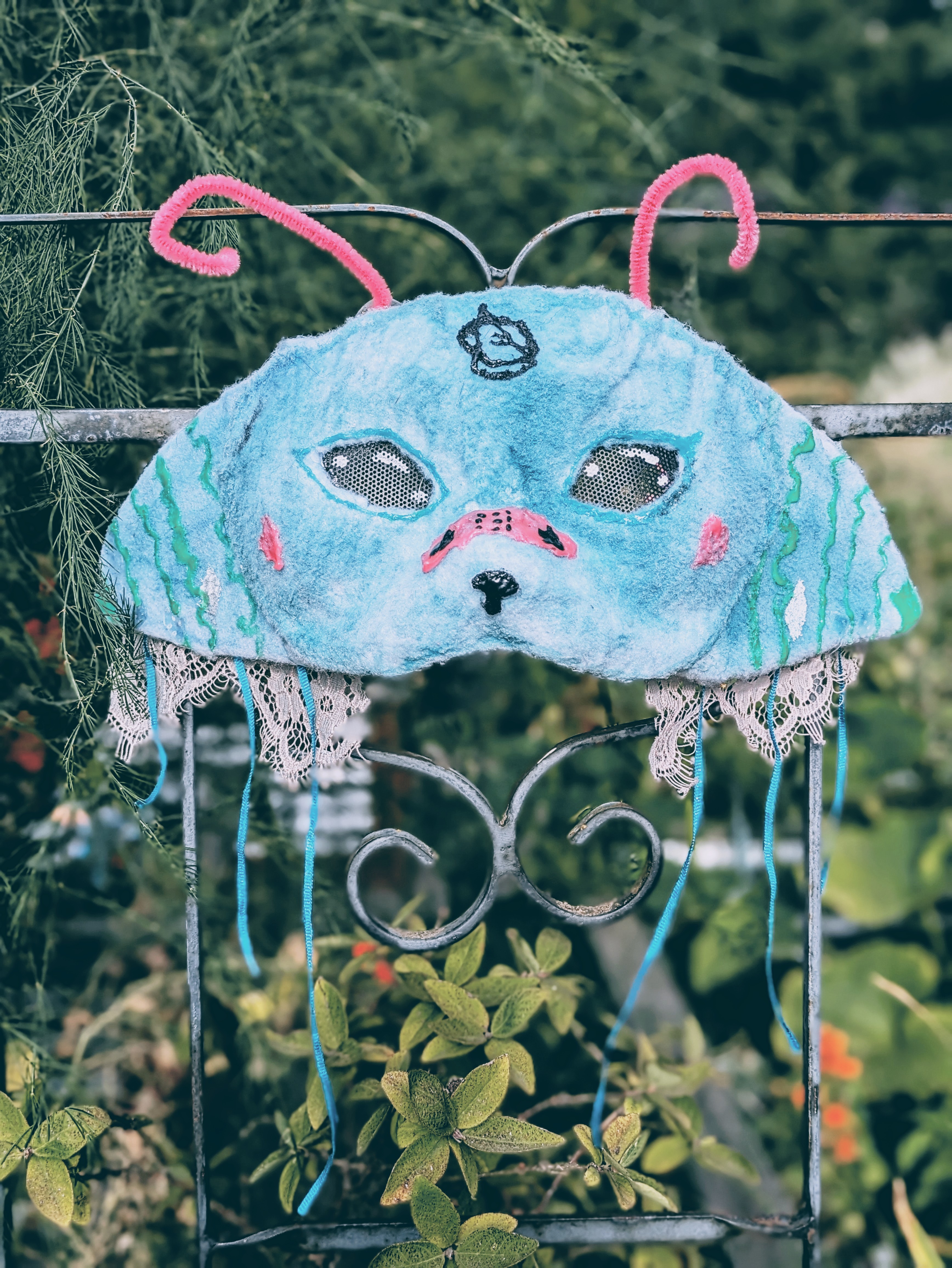 "SnowBerry" JellyFish Mask
